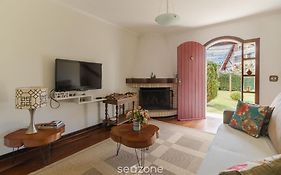 Casa espaçosa c/lareira em Campos do Jordão RAS175